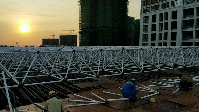淮北螺栓球网架安装现场